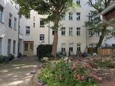 Hof.jpg - Bezugsfreie GewerbeeinheitEGim sanierten Altbauruhige Straße im Komponistenviertel