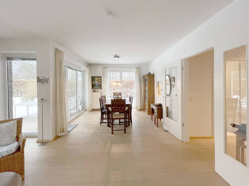 Wohn/Essbereich - 4 Zimmer Etagenwohnung zum Kaufen in Hamburg