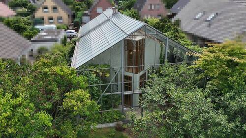 Gebäudeansicht - 2 Zimmer Einfamilienhaus in Norderstedt