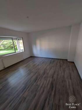 Zimmer 3 - 