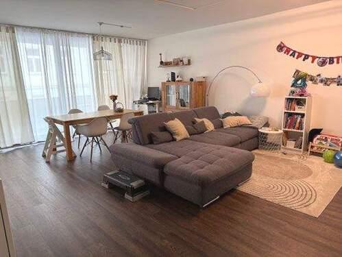 Wohnzimmer - 3 Zimmer Etagenwohnung zur Miete in Dresden