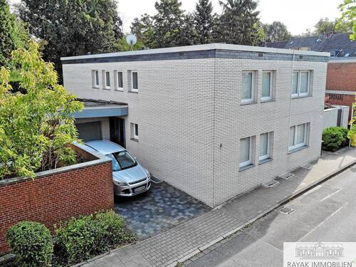 Hausansicht - 1 Zimmer Einfamilienhaus zum Kaufen in Düsseldorf Hassels