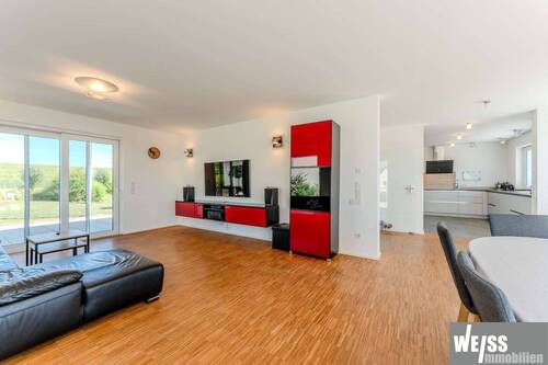 27 - WeissImmo-Estenfeld-280526-027 - 
