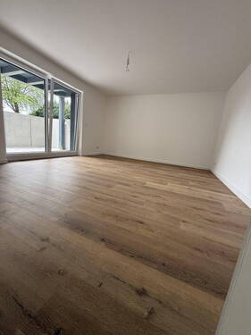 Wohnbereich mit Terrasse - TOLLE 2-Zimmer-Wohnung NEUBAU, Grömitz, 14qm Terrasse