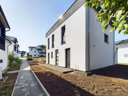 Hausansicht (Nord-Ost) - 5 Zimmer Einfamilienhaus zum Kaufen in Barsinghausen