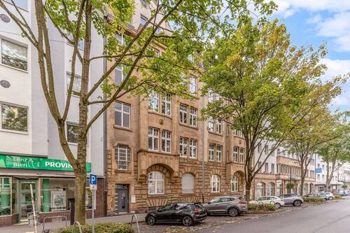 Außenansicht - Historischer Glanz trifft großzügigen Wohnkomfort und Urbanität