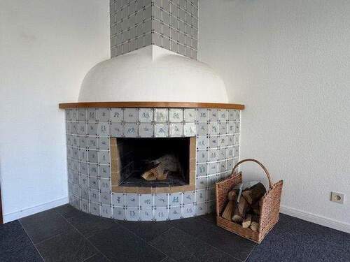 Kamin aus Delfter Kacheln - 