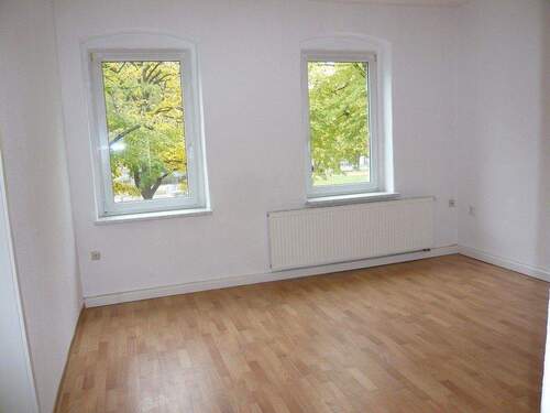 02 Wohnen.JPG - 2 Zimmer Etagenwohnung zur Miete in Riesa