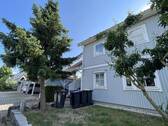 Hausansicht - 3 Zimmer Etagenwohnung zum Kaufen in Thiendorf