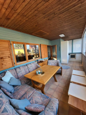 70ec9812-b384-41a3-8c26-46ec2659cb70 - 