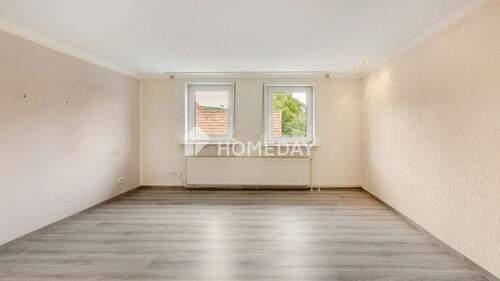 Wohnzimmer 1 - 1 Zimmer Mehrfamilienhaus, Wohnhaus in Delligsen