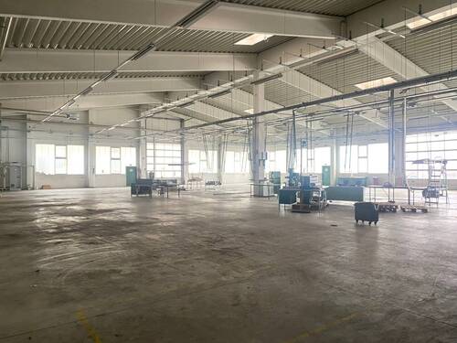 BT 7 - Halle zum Kaufen in Burgkunstadt