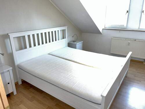 möbliertes Schlafzimmer - 