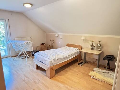Schlafzimmer DG - 