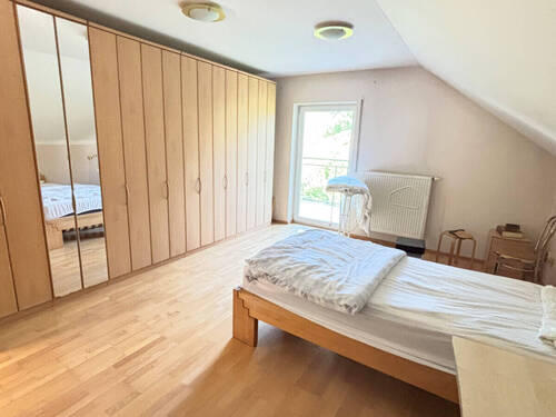 Schlafzimmer DG - 