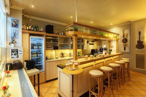 Theke - 