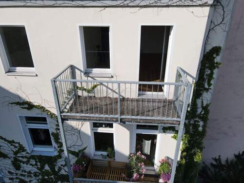 Balkon - Etagenwohnung mit 35,00 m² in Berlin zum Kaufen