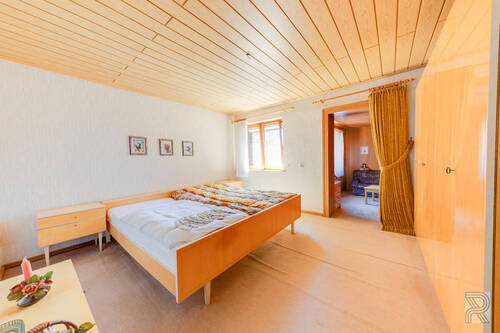 1.OG - Schlafzimmer - 89 - 