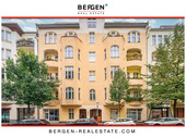 Portal - Altbautypische 3-Zimmer-Erdgeschosswohnung mit Keller in Moabit