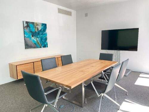 Bild 1 - Helles 25m² Büro in Ulm - möbliert, All-Inklusive & flexibel