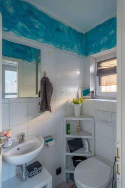 Gäste - WC, EG - Reihenmittelhaus mit 100,00 m&sup2; in Wunstorf zum Kaufen