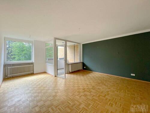 Wohnbereich - Modernisierte 3-Zimmer-Wohnung mit Südloggia in Hannover-KirchrodeBemerode