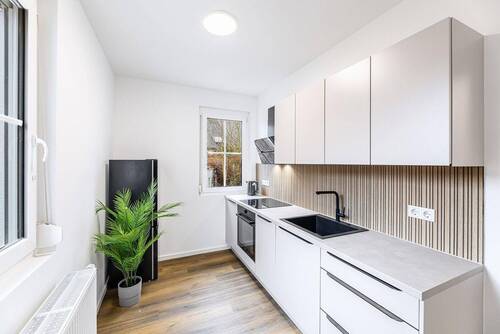 Die Küche - Wunderschöne 2 Zimmer Terrassenwohnung, mit Stellplatz und voll möbliert!