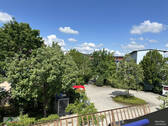 Ausblick DT - VB! Helle 2 Zi. Dachterrassen-ETW mit TG in ruhiger Lage von Großhadern. VERMIETET!