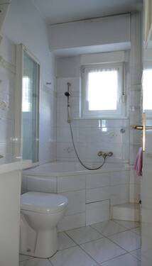 Wannenbad - Etagenwohnung mit 69,70 m&sup2; in Berlin zum Kaufen