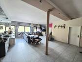 Wohnzimmer/Küche - Mehrfamilienhaus, Wohnhaus mit 707,00 m&sup2; in Bad Herrenalb zum Kaufen