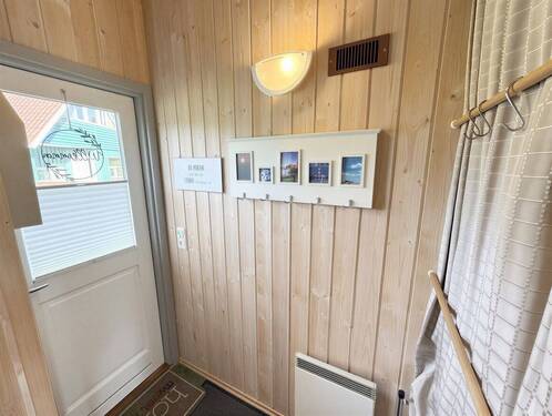 Eingangsbereich/Garderobe - 