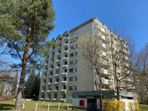 Außenansicht - Erbpacht rechnet sich: Praktisch und frei, 2-Zi.-Wohnung mit weitem Blick in München-West