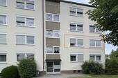 Gebäude Eingangsseite - Etagenwohnung mit 79,30 m² in Kronach zum Kaufen