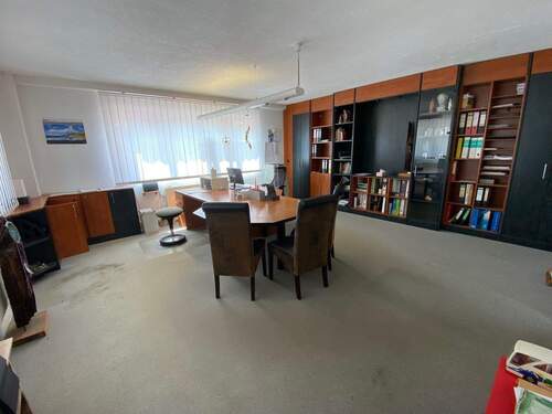 Büro.jpg - Halle in Bad Gottleuba-Berggießhübel zur Miete