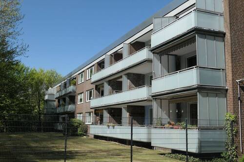 Rückwärtige Ansicht - 4 Zimmer Etagenwohnung zum Kaufen in Hamburg