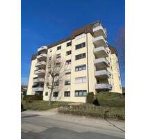 Für Selbstrenovierer! 3-Zimmer-Wohnung mit großem Balkon, TG-Stellplatz in toller Lage in Steinen