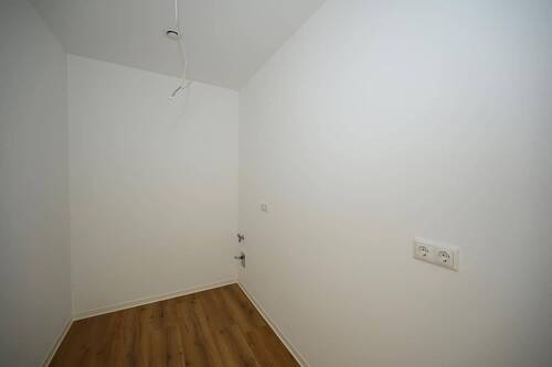 Abstellraum mit WM-Anschluss - 