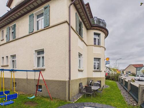 Seitenansicht - 1 Zimmer Mehrfamilienhaus, Wohnhaus in Spaichingen