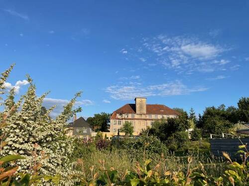 Oberer Kopfbau von Nordwest - Hotel, Pension, Gasthof in Sebnitz