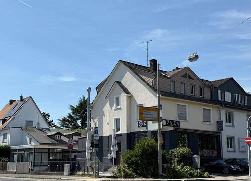 Hausansicht - 9 Zimmer Mehrfamilienhaus, Wohnhaus zum Kaufen in Oberursel