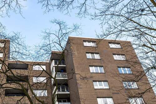 Rückseite - *** in den WOLKEN von DELMENHORST mit PERSONENAUFZUG und WEITBLICK - bereits FREI ***
