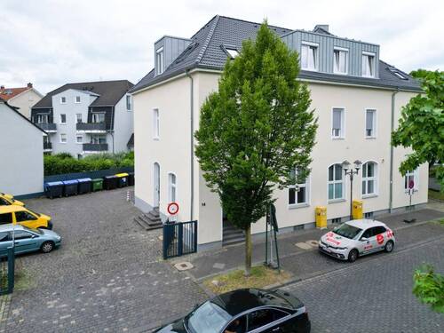 Gebäudeansicht II - 