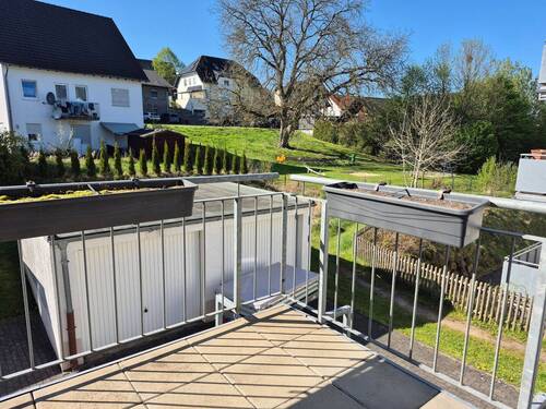 Balkon - Etagenwohnung mit 61,50 m&sup2; in Balve zur Miete