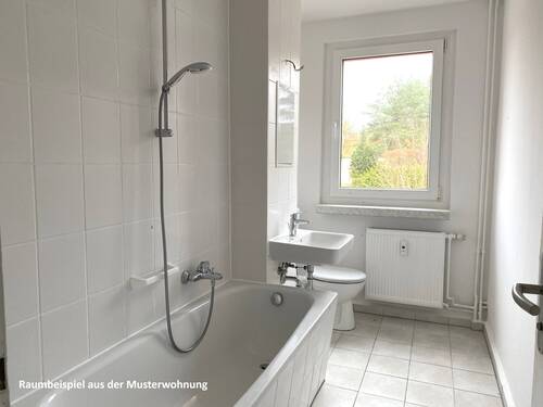 Wohnung_Kaufen_Schorfheide_Musterwohnung_Bad - 