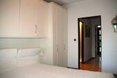 Schlafzimmer-001-2-EG - 
