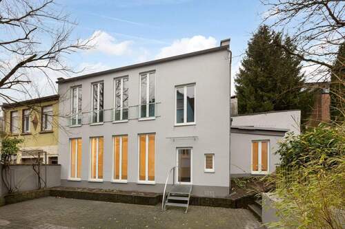 Loft - Mehrfamilienhaus, Wohnhaus mit 295,00 m&sup2; in Solingen zum Kaufen