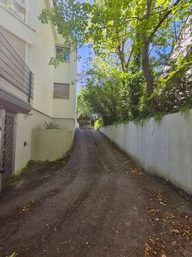 Direkte Zufahrt Tiefgarage - 