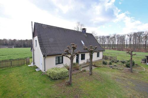 Ansicht vorne - 4 Zimmer Bauernhaus, Landhaus zum Kaufen in Greven