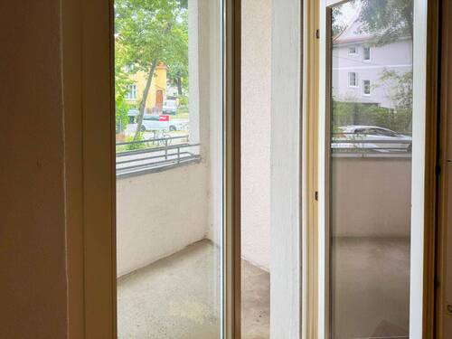 Balkon - 2 Zimmer Etagenwohnung in Berlin