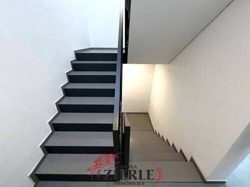 7 Treppenhaus - 